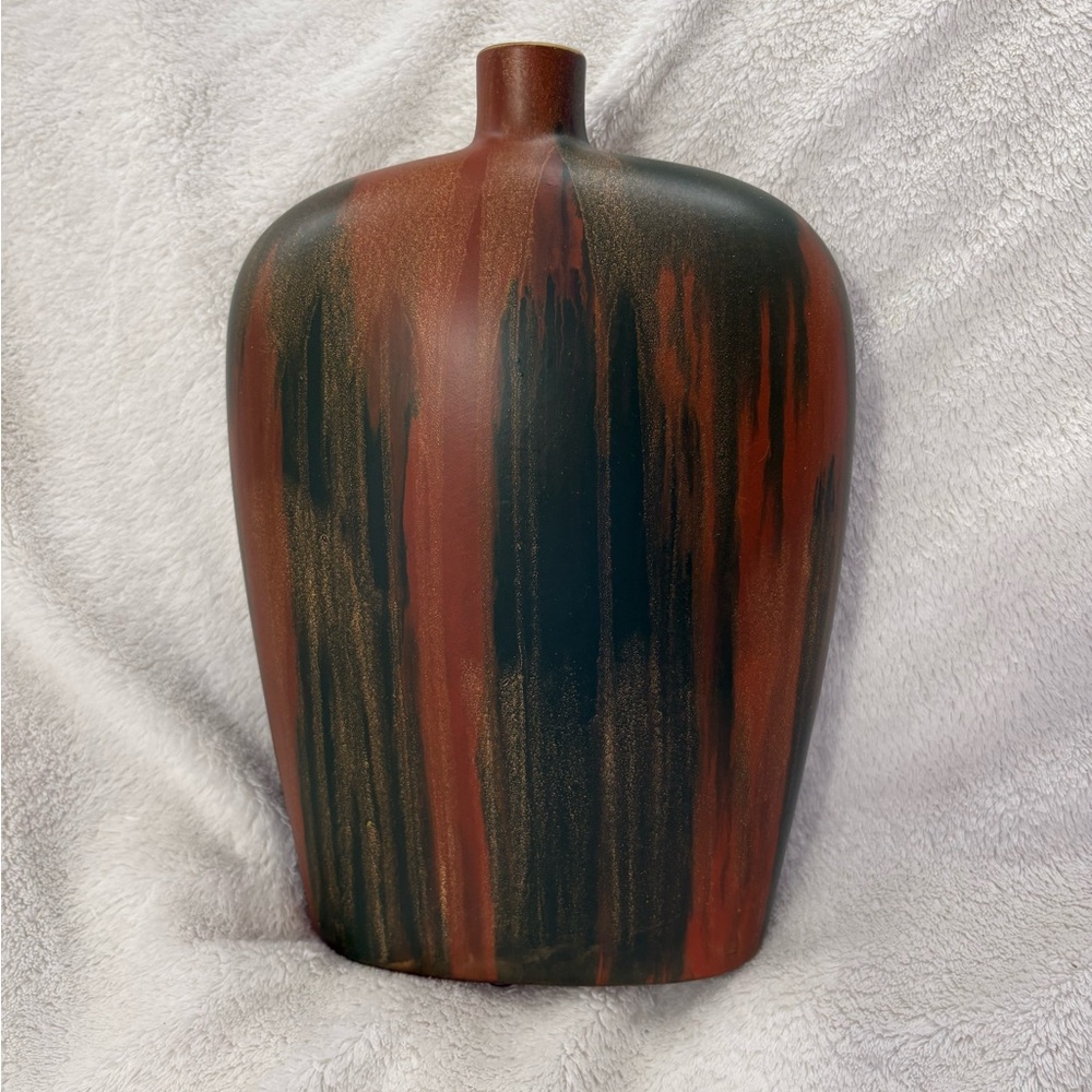 Elegant Multicolor Vase